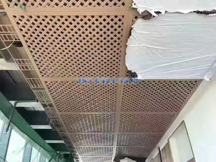 织网形冲孔铝拉网板吊顶
