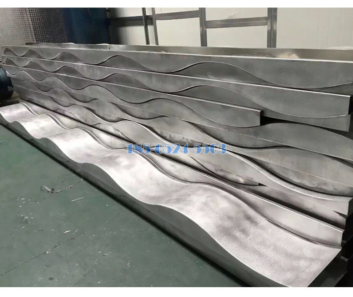 波浪造型铝单板