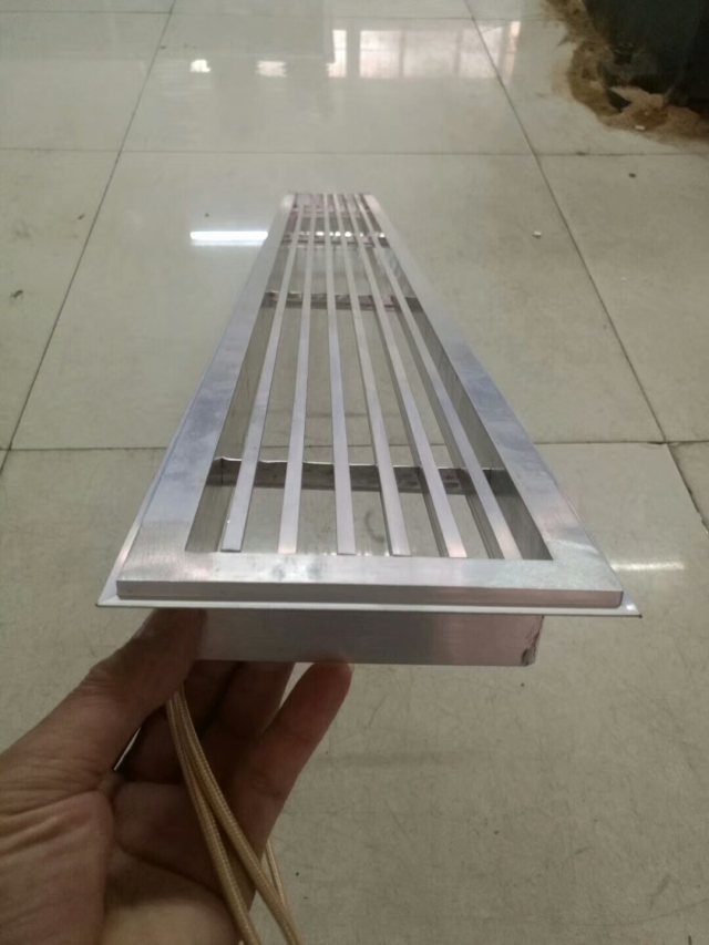 铝方管隔条焊接的铝合金出风口