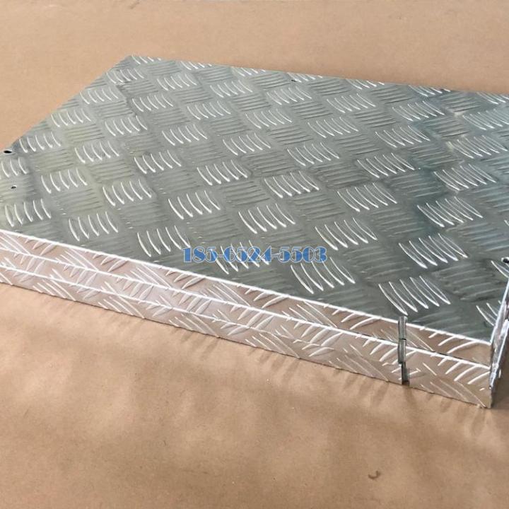 花纹铝板复合铝蜂窝板