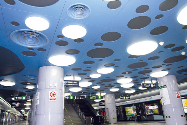  陶瓷铝板应用在北京地铁